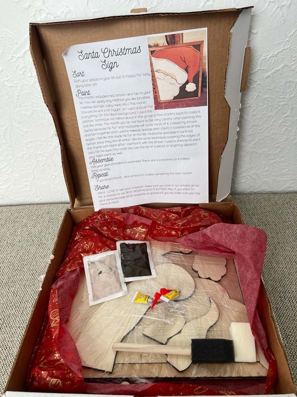 Hitch to Home DIY Wood Santa Christmas Sign Craft Kit